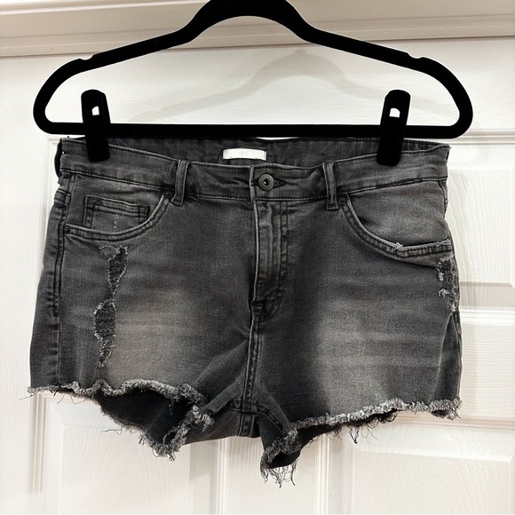 H&M Distressed Cutoff Jean Shorts Faded Black - Picture 1 of 3